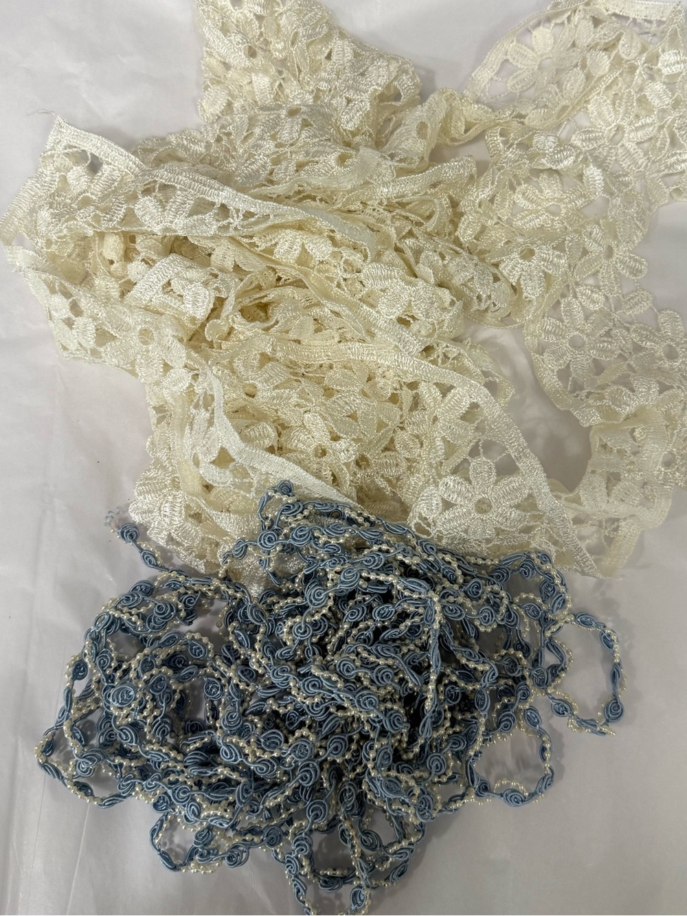 NWOT Bundle of Flower Lace Trim